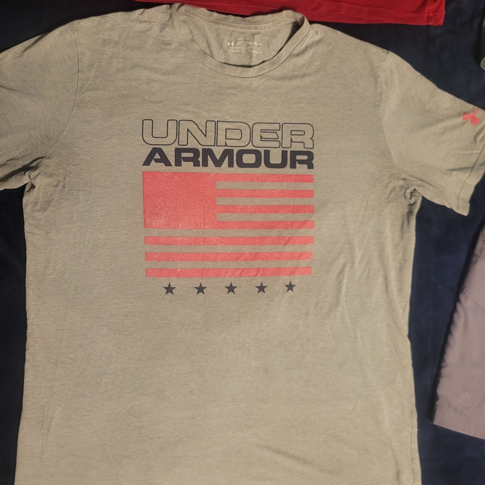 Under Armour Gray T-Shirt with Red Graphic